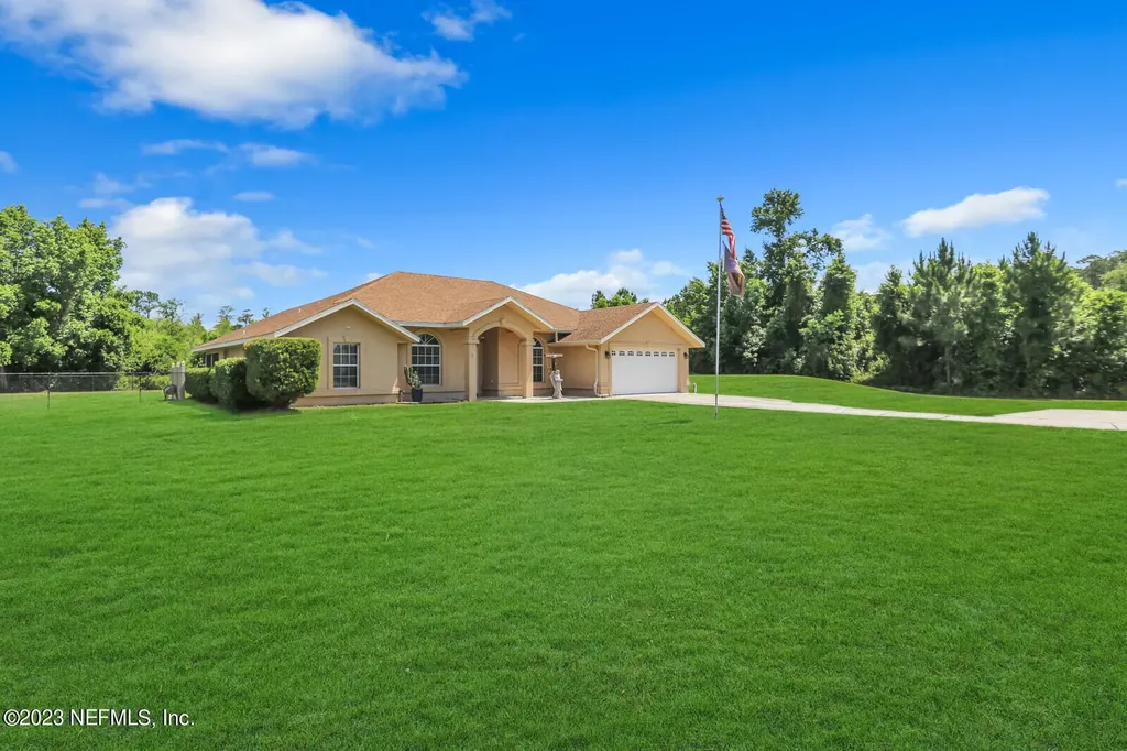 102 Bridgeport Road Palatka FL 32177