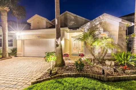 208 Somerset Court St. Augustine FL 32084