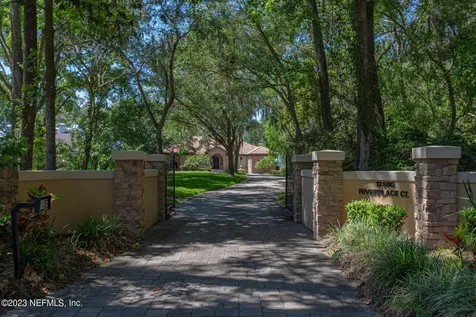 12880 Riverplace Court Jacksonville FL 32223