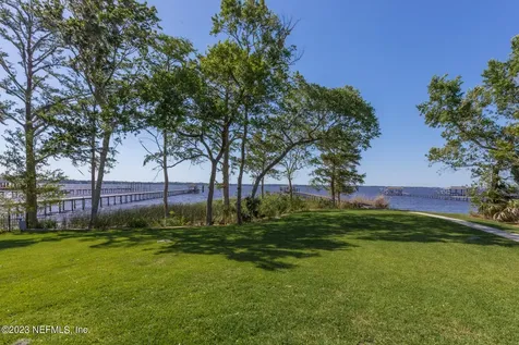 12880 Riverplace Court Jacksonville FL 32223
