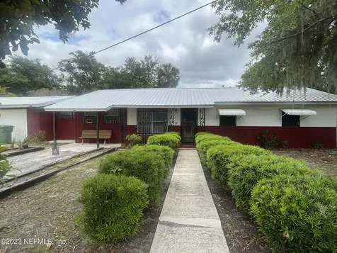 1215 N 18th Street Palatka FL 32177