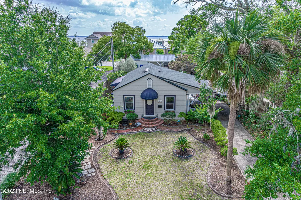 1919 Woodmere Drive Jacksonville FL 32210