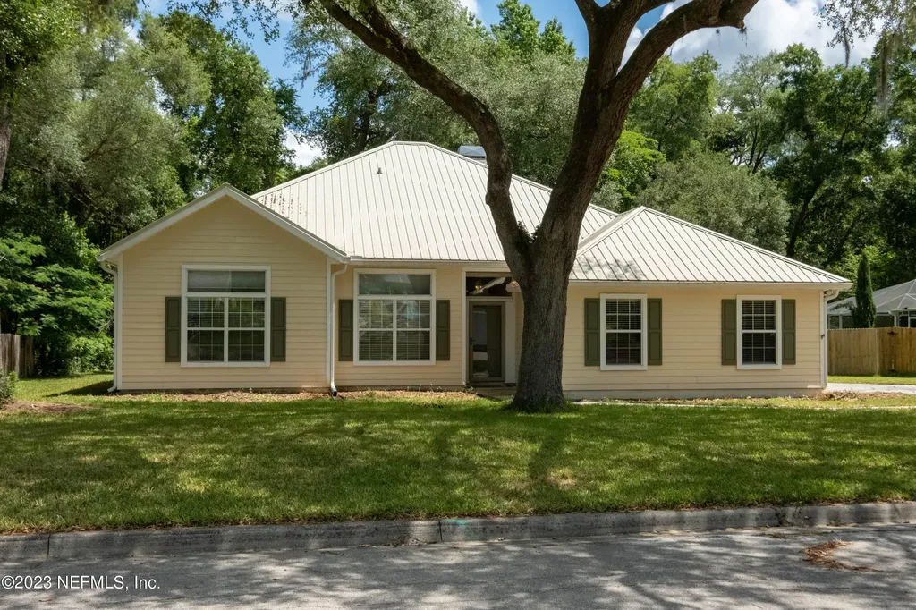 9240 NW 17th Place Gainesville FL 32606