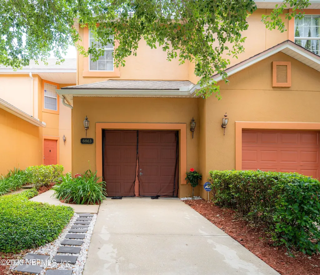 6863 Misty View Drive Jacksonville FL 32210