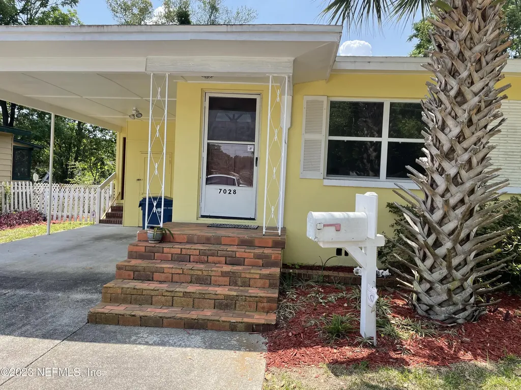 7028 Gaillardia Road S Jacksonville FL 32211