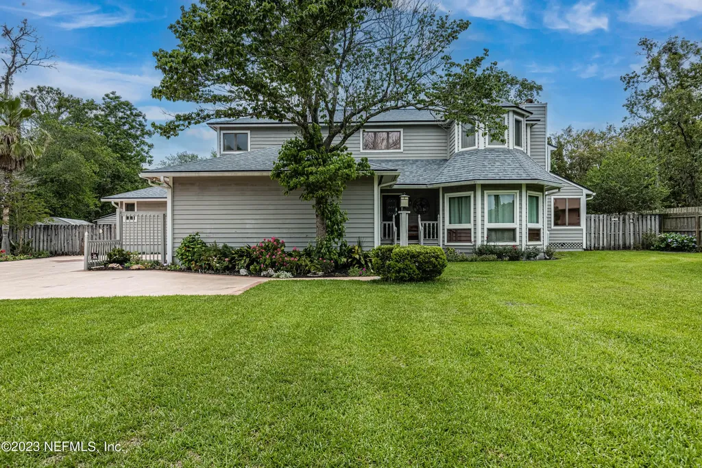 8555 Royalwood Drive Jacksonville FL 32256