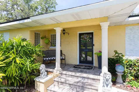 911 Granada Boulevard S Jacksonville FL 32207