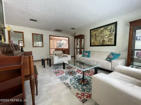 9735 Sharing Cross Court Jacksonville FL 32257