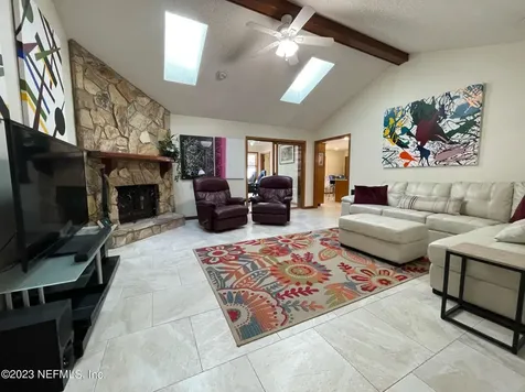 9735 Sharing Cross Court Jacksonville FL 32257