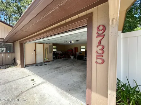 9735 Sharing Cross Court Jacksonville FL 32257