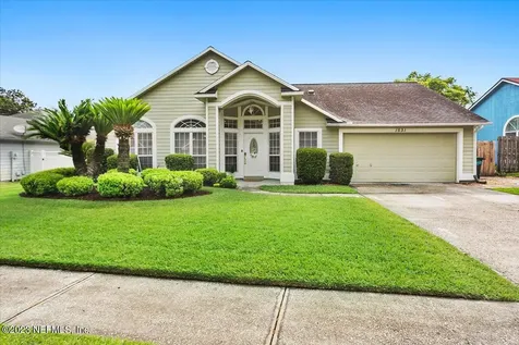 1531 Mountain Lake Drive W Jacksonville FL 32221