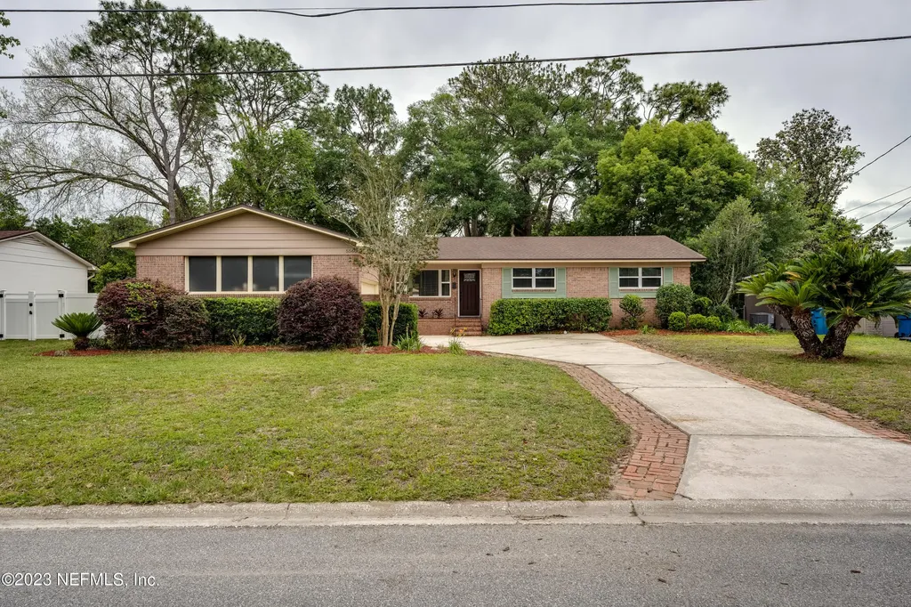5560 Maxine Drive Jacksonville FL 32277