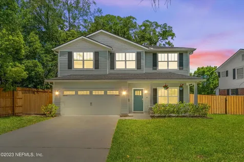 2021 Traymore Road Jacksonville FL 32207