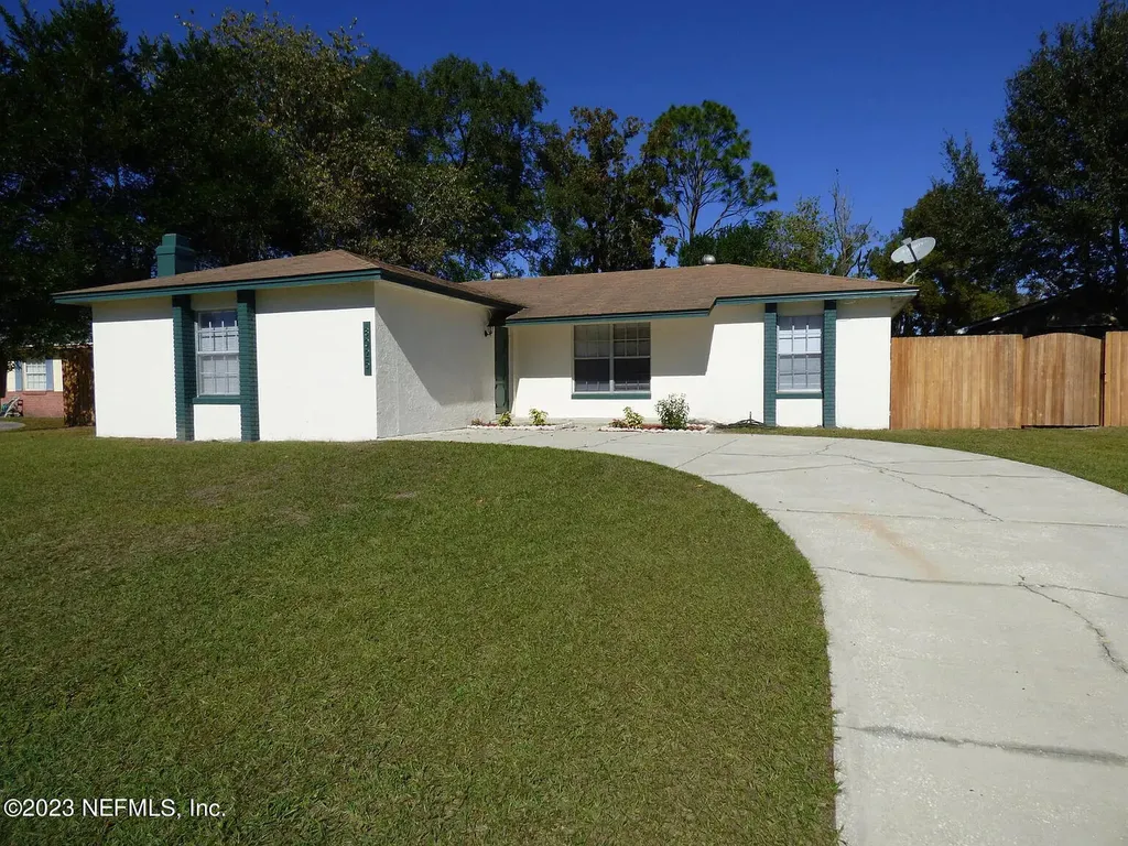 8025 Triumph Lane S Jacksonville FL 32244