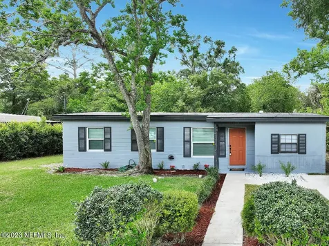 1622 Loyola Drive N Jacksonville FL 32218