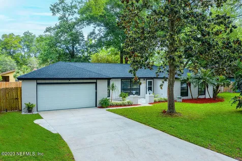 13543 Tarrasa Court W Jacksonville FL 32225
