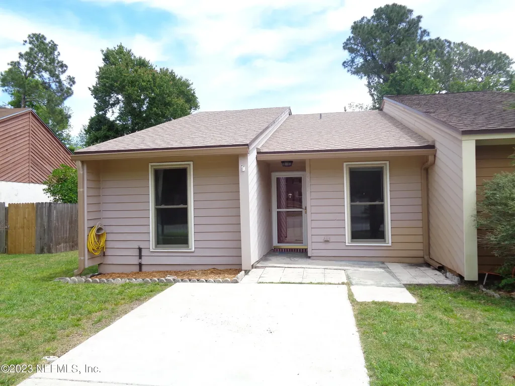 1867 Oak Water Drive Jacksonville FL 32225