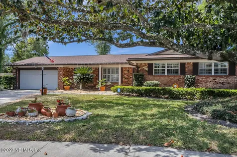 8932 Yarmouth Court Jacksonville FL 32257