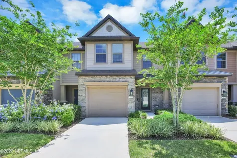 7022 Butterfly Court Jacksonville FL 32258