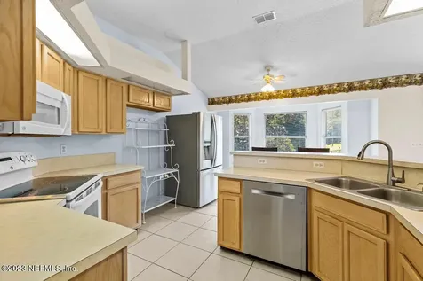 9298 Dale View Lane E Jacksonville FL 32225
