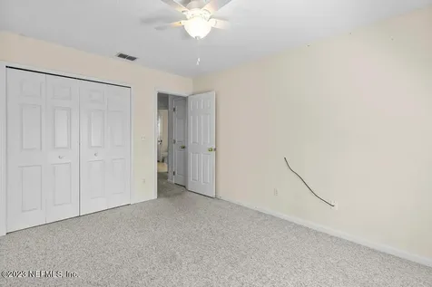 9298 Dale View Lane E Jacksonville FL 32225