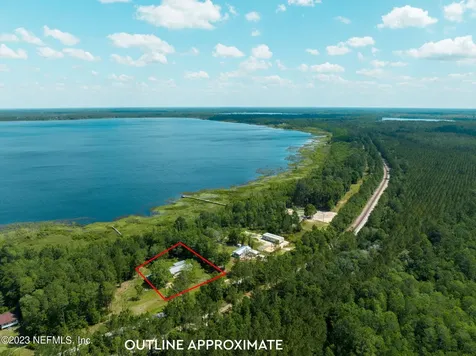 8585 SW 137th Street Starke FL 32091