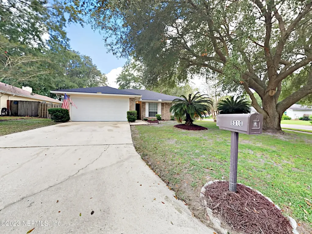 8010 Bagpipe Lane Jacksonville FL 32244