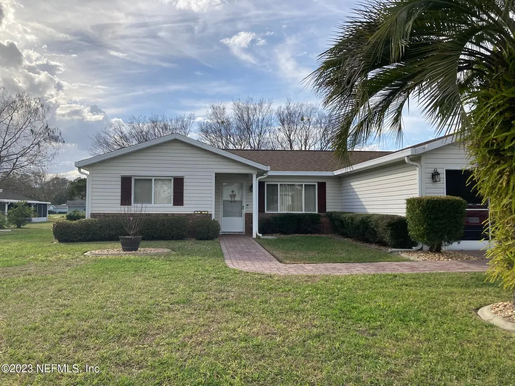 17946 SE 97th Court Summerfield FL 34491
