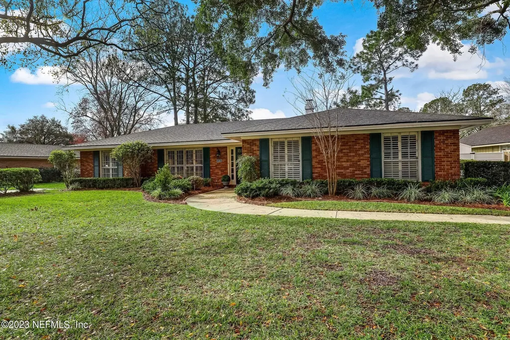 5062 Charlemagne Road Jacksonville FL 32210