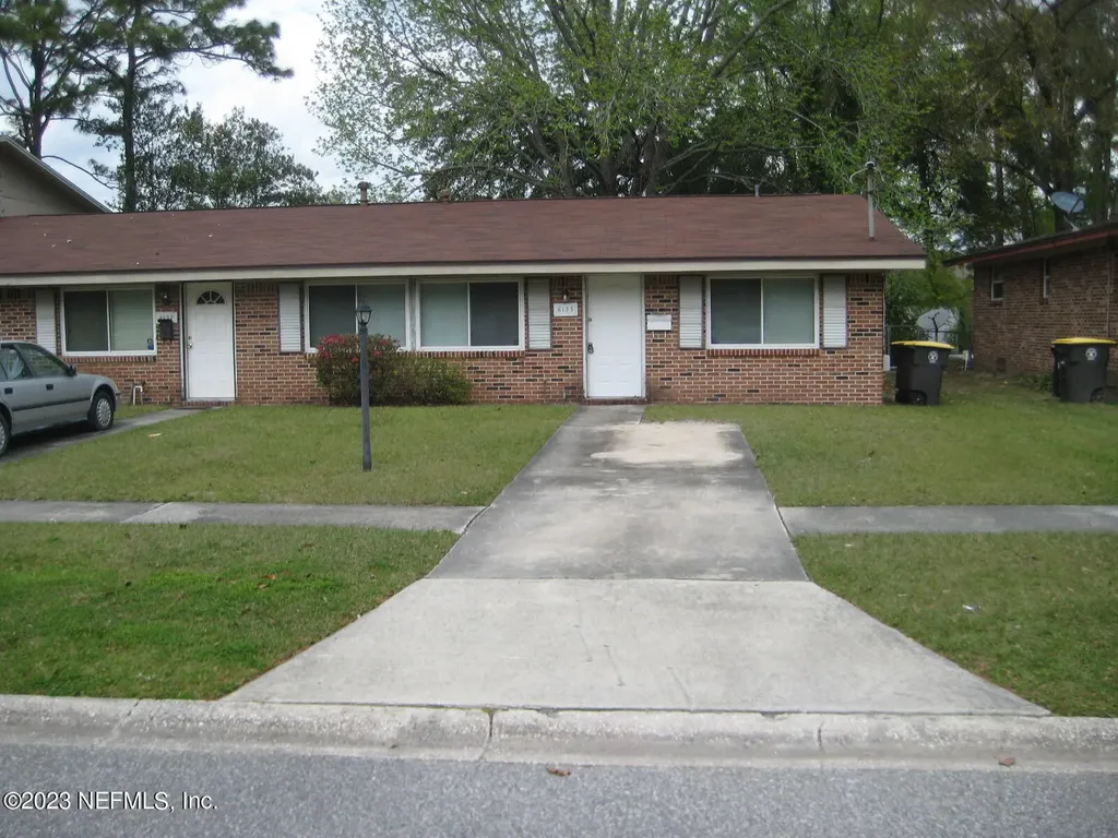 6135 Longchamp Drive Jacksonville FL 32244
