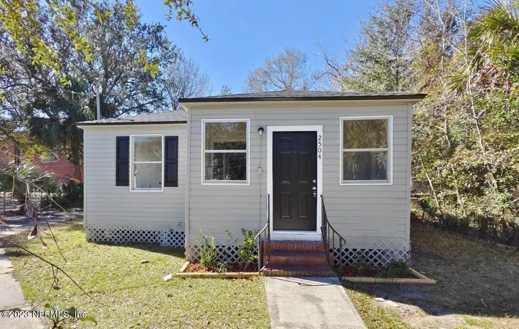 2504 Woodland Street Jacksonville FL 32209