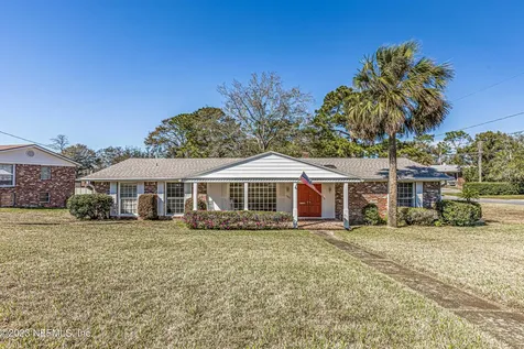 7823 Valleyview Drive Jacksonville FL 32211