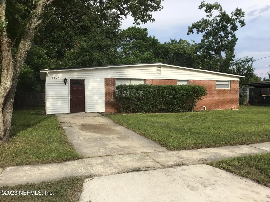 5627 Dart Drive Jacksonville FL 32244