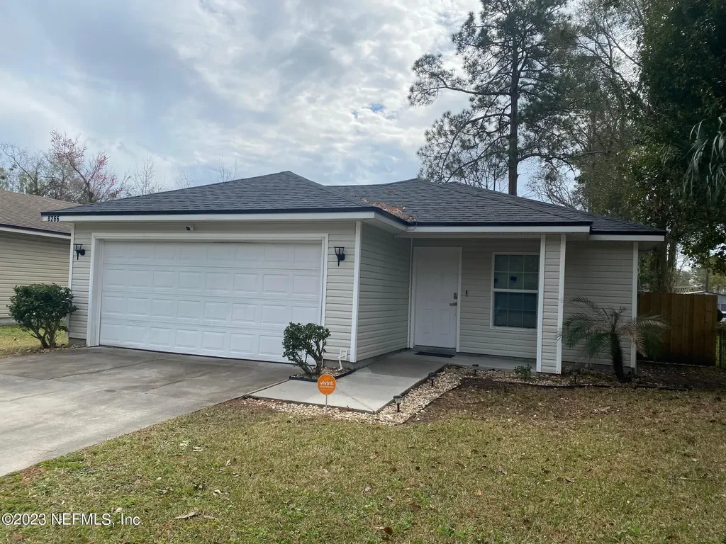 8266 Hewitt Street Jacksonville FL 32244