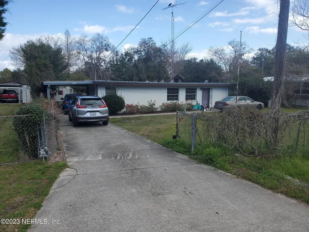 202 Browns Fish Camp Road Crescent City FL 32112