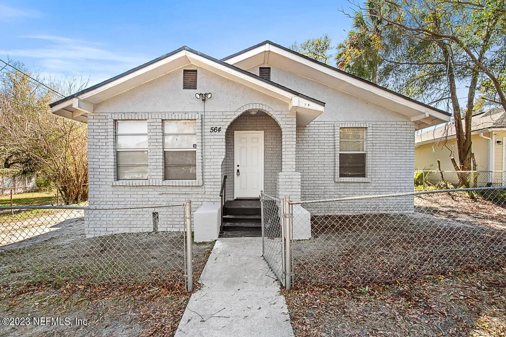 564 E 60th Street Jacksonville FL 32208