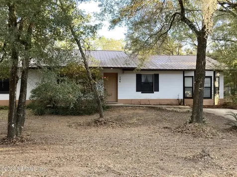 184 Swan Lake Drive Melrose FL 32666