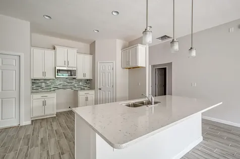 6051 Patriots Landing Lane Jacksonville FL 32244