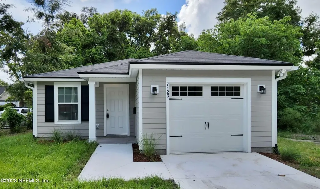 7123 Eastland Street Jacksonville FL 32208