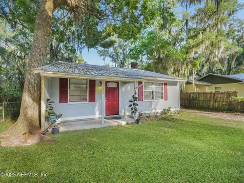 505 N 4th Street Palatka FL 32177