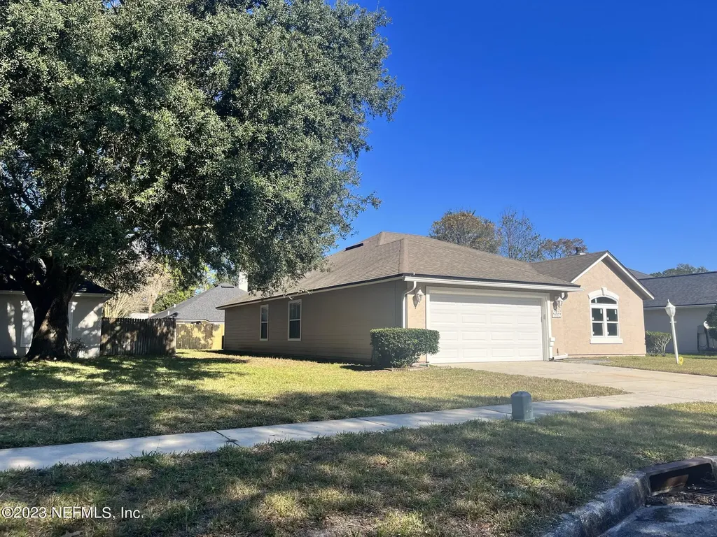 8229 Provincial Circle S Jacksonville FL 32277