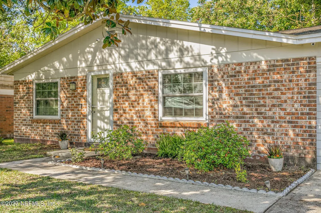 2140 Kusaie Drive Jacksonville FL 32246