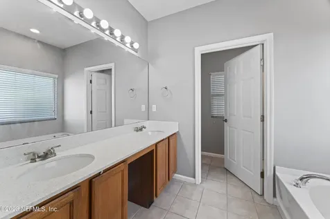 8535 Julia Marie Circle Jacksonville FL 32210
