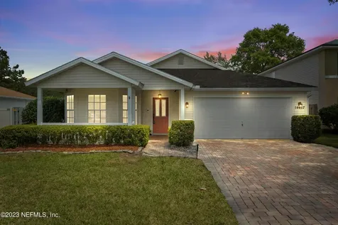 14437 Woodfield Circle N Jacksonville FL 32258