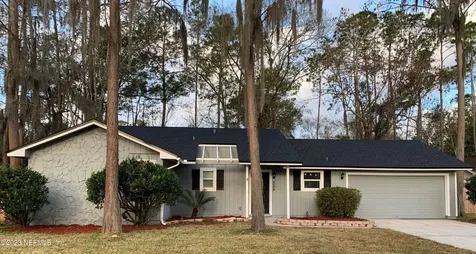 8246 Pepperwood Drive Jacksonville FL 32244