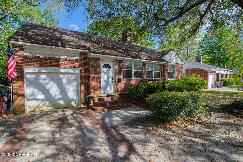 1129 Brierfield Drive Jacksonville FL 32205