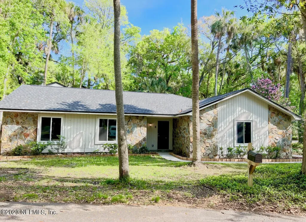 351 19th Street Atlantic Beach FL 32233