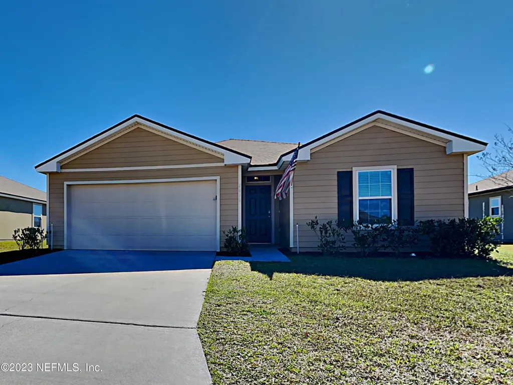 2072 Pebble Point Drive Green Cove Springs FL 32043
