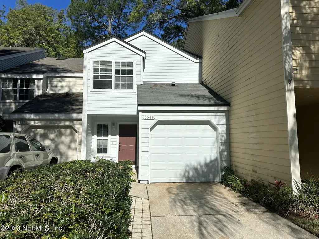 3541 Chestnut Hill Court Jacksonville FL 32223