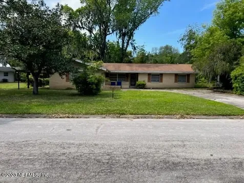1008 Las Robida Drive Jacksonville FL 32211